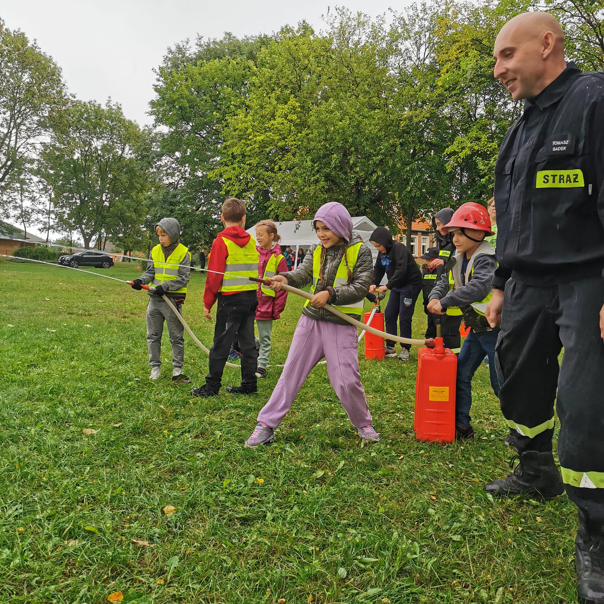 WIEDZIEĆ JAK - fundacja